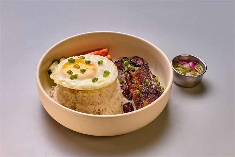 Angus Tapa
