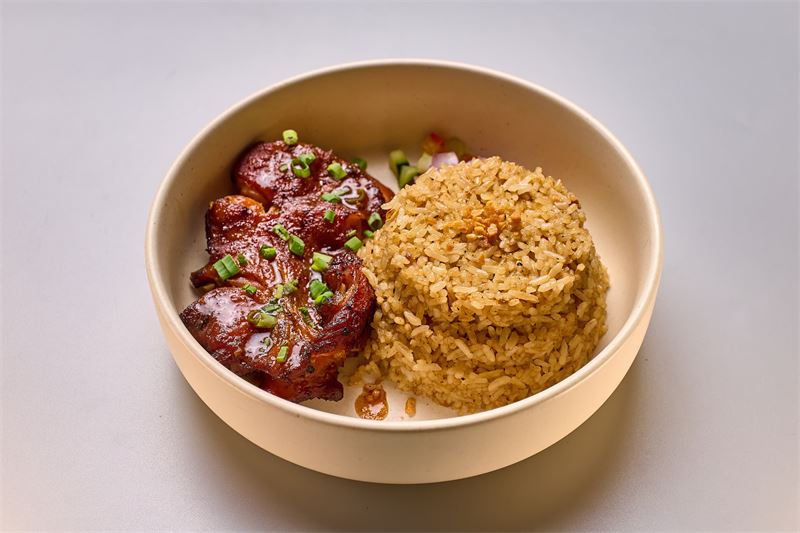 Inismok Chicken Thigh Bowl